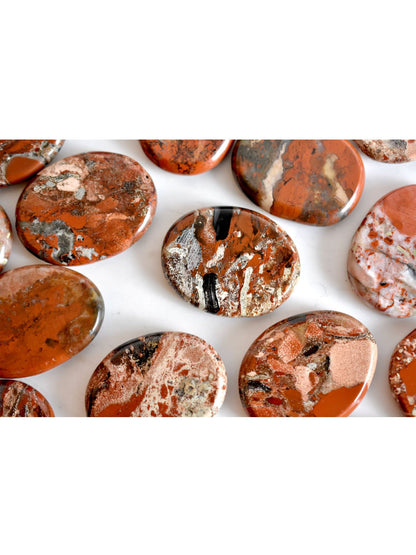 Open Heart Apothecary Brecciated Jaspis Palm Stones Natürliche Rote Kristalle